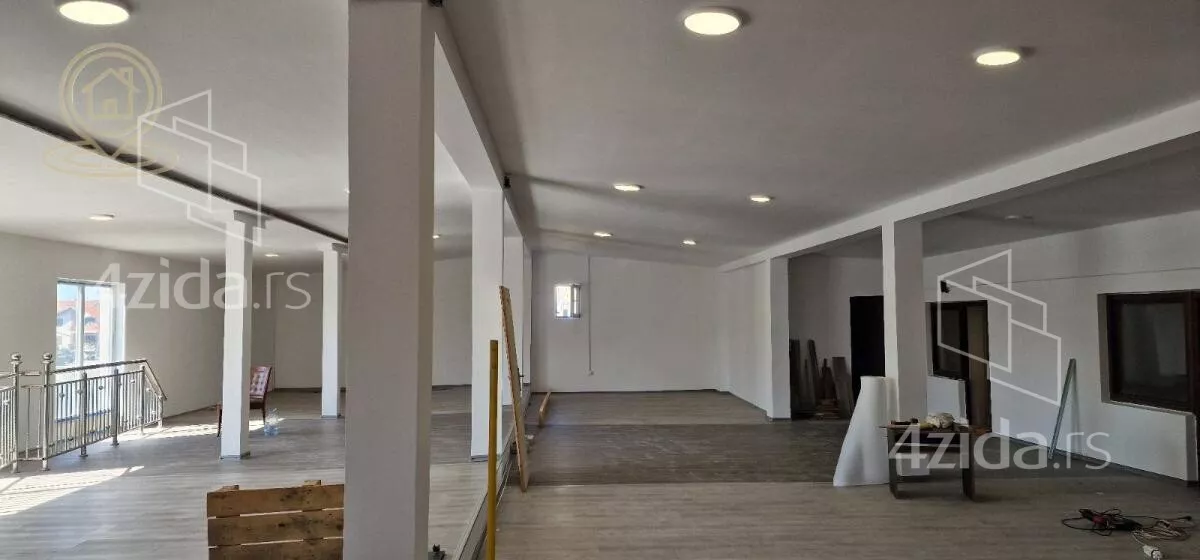 Poslovni prostor | 4zida