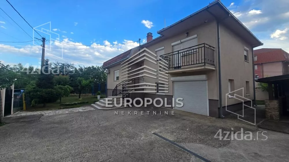 Kuća | 4zida