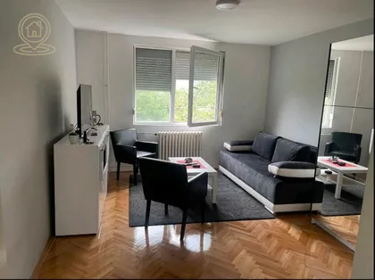Trg Svetog Save | 4zida.rs