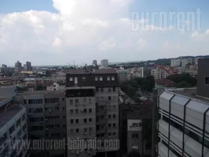 TAŠMAJDAN | 4zida.rs