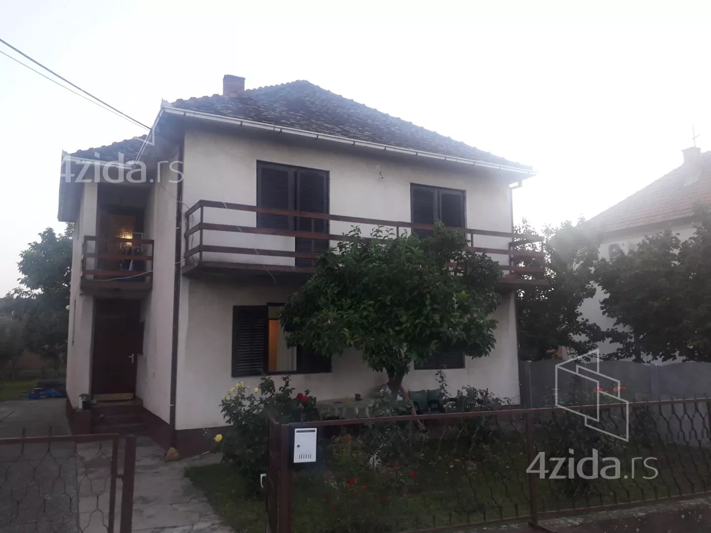 2-etažna kuća | 4zida