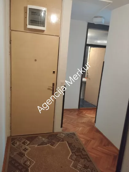 Karađorđeva | 4zida.rs