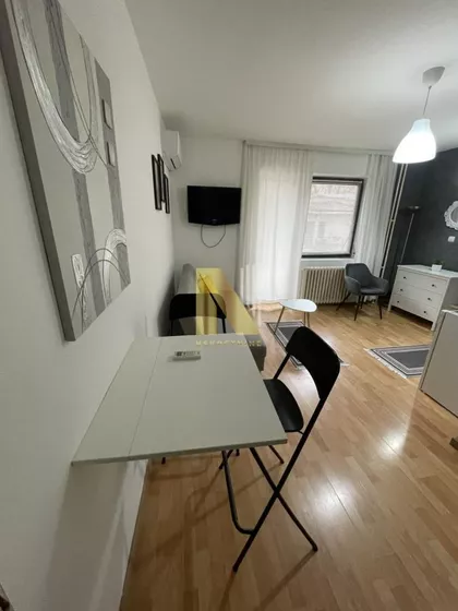 Novi Sad - Centar | 4zida.rs