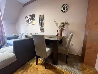 Hadzi Ruvimova 42 | 4zida.rs