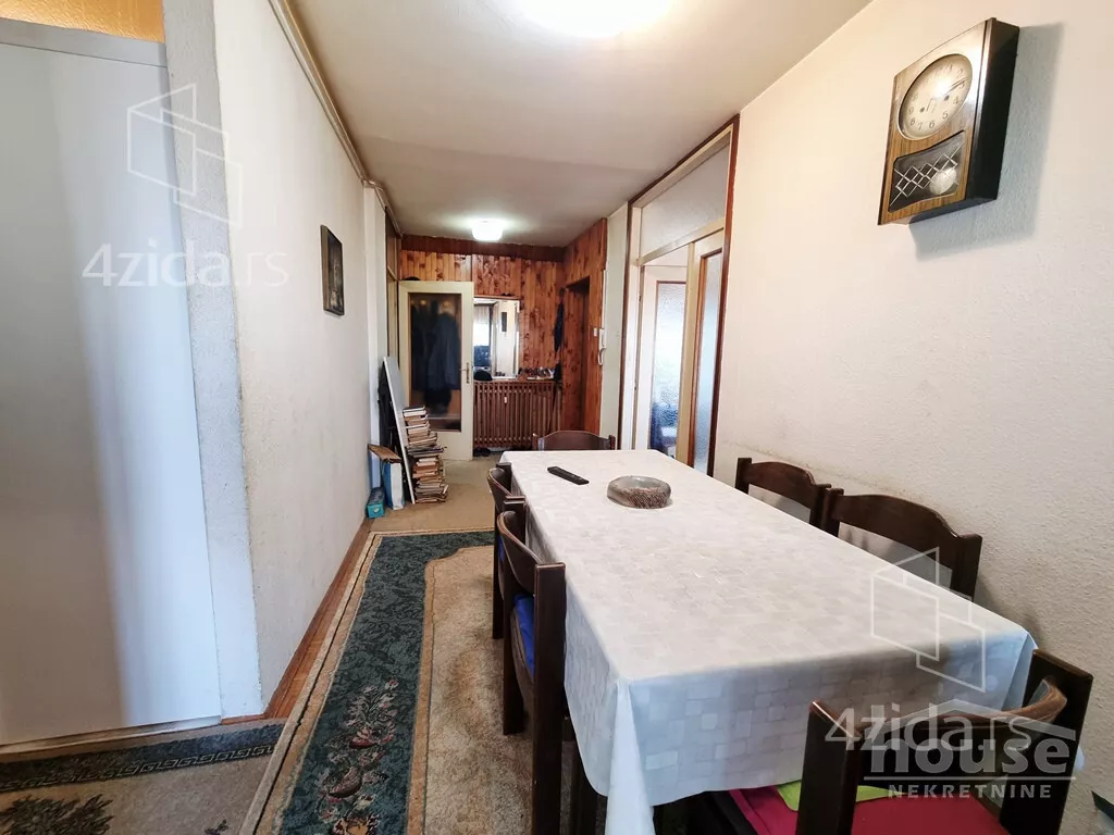 Troiposoban stan | 4zida