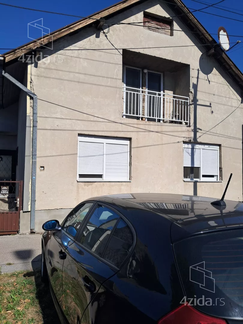 3-etažna kuća | 4zida