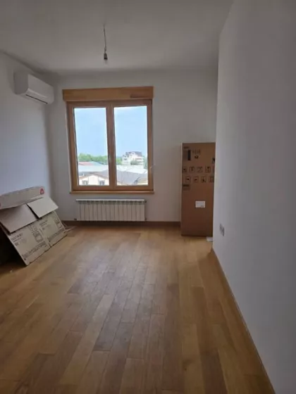 Cara Dušana | 4zida.rs