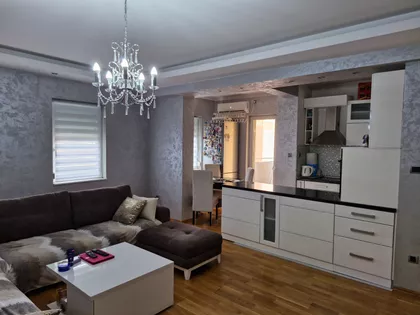 Branka Radičevića 3 | 4zida.rs