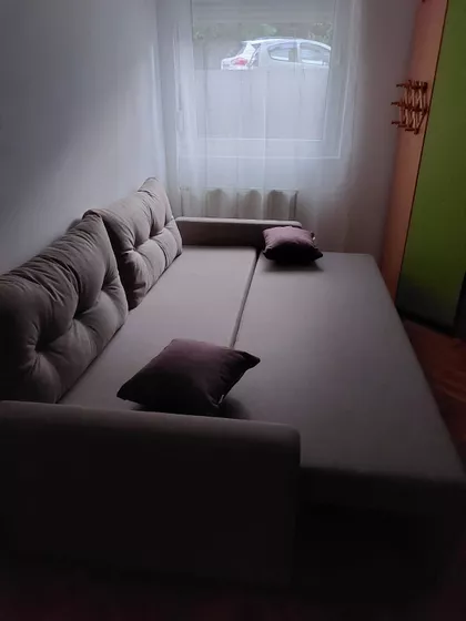 Vladana Desnice 9 | 4zida.rs