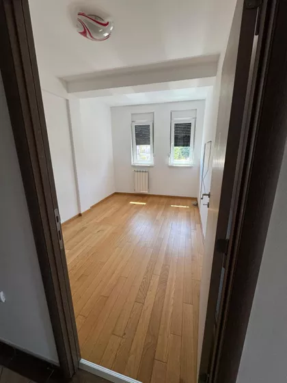 Save Kovačevića 20 | 4zida.rs