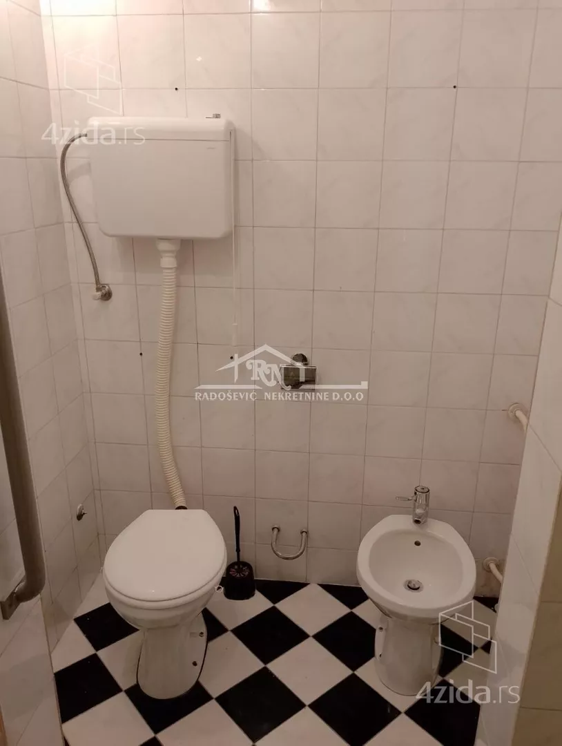 4-etažna kuća | 4zida