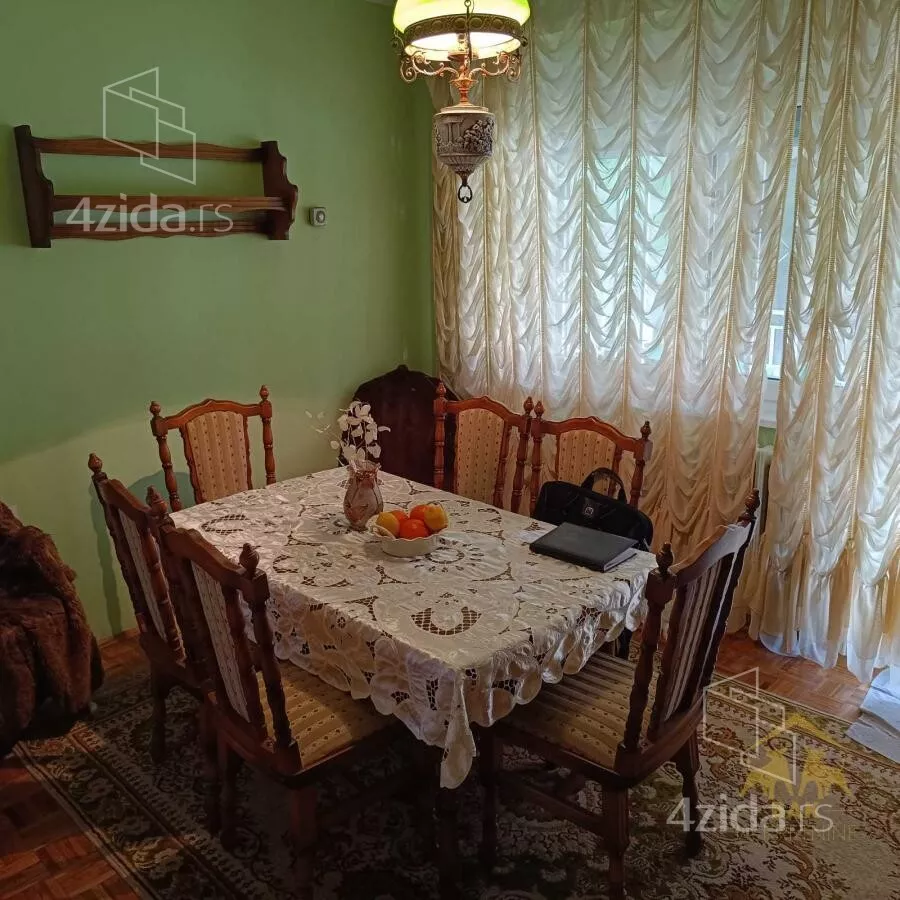 Kuća | 4zida