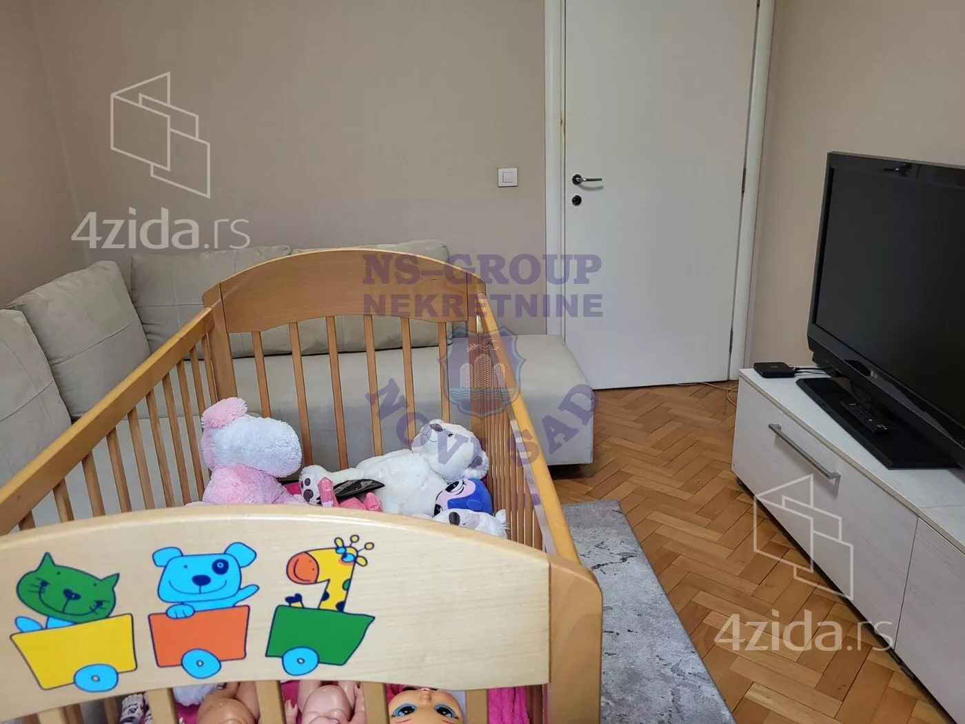 Četvorosoban stan | 4zida