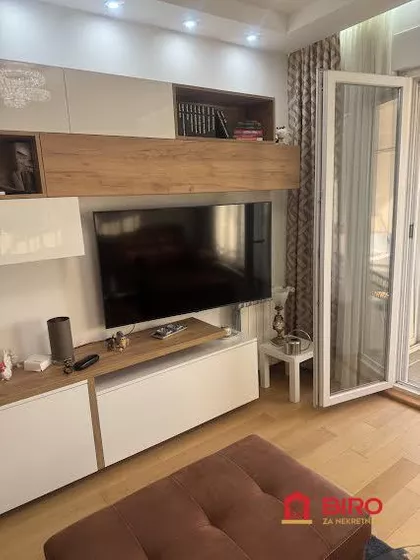 Šumadijska | 4zida.rs