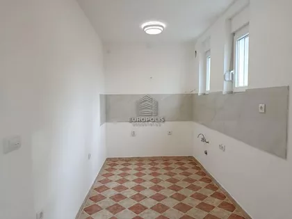 Ledinačka | 4zida.rs