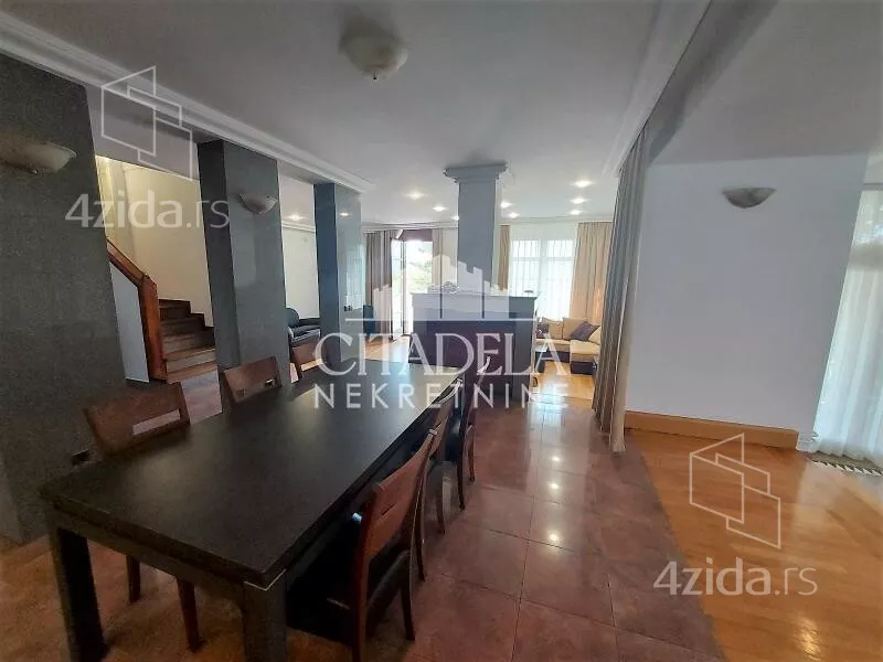 4-etažna kuća | 4zida