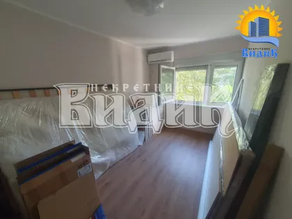 Avalska | 4zida.rs