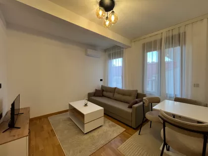 Cara Dušana | 4zida.rs