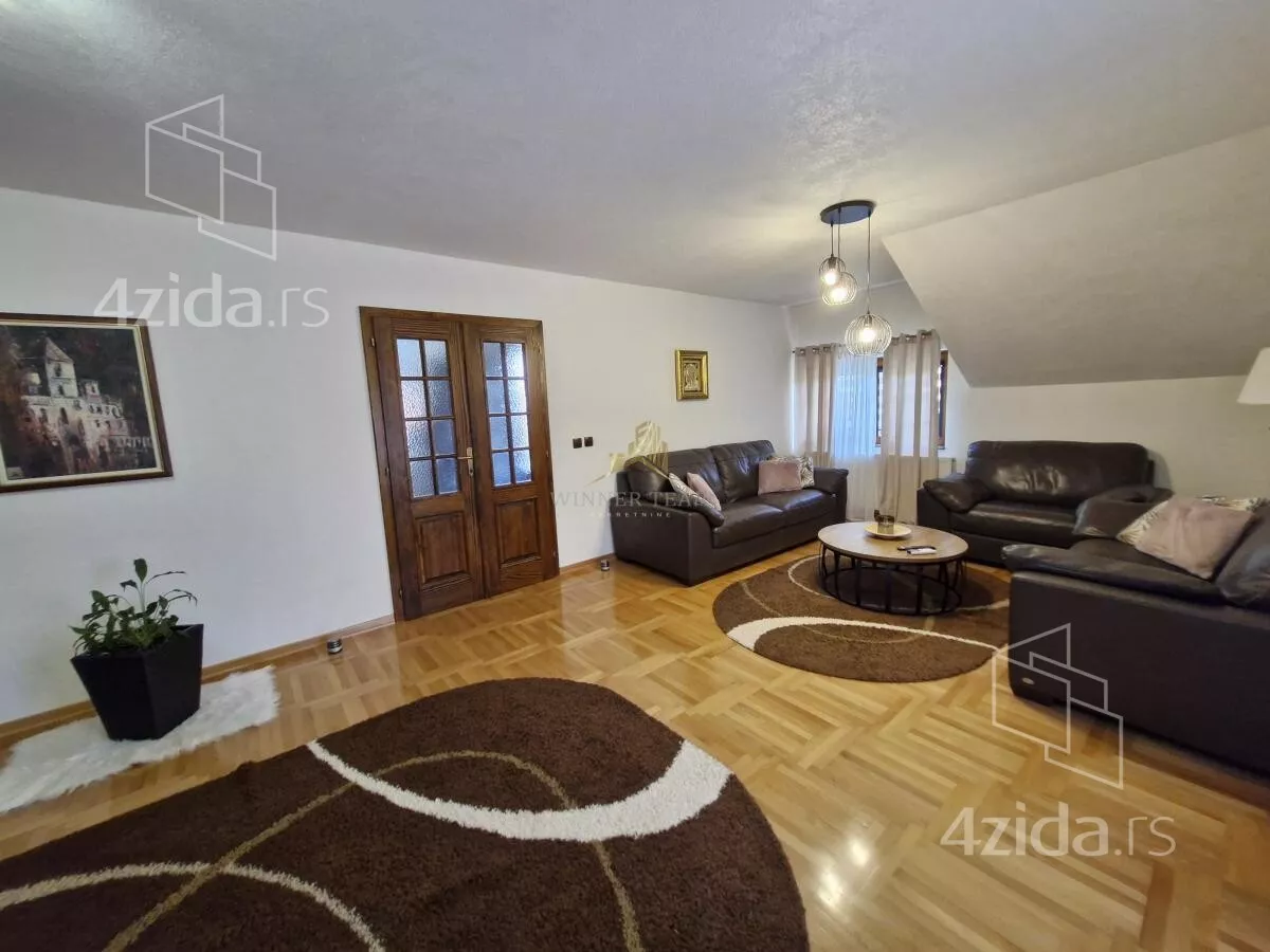 Kuća | 4zida