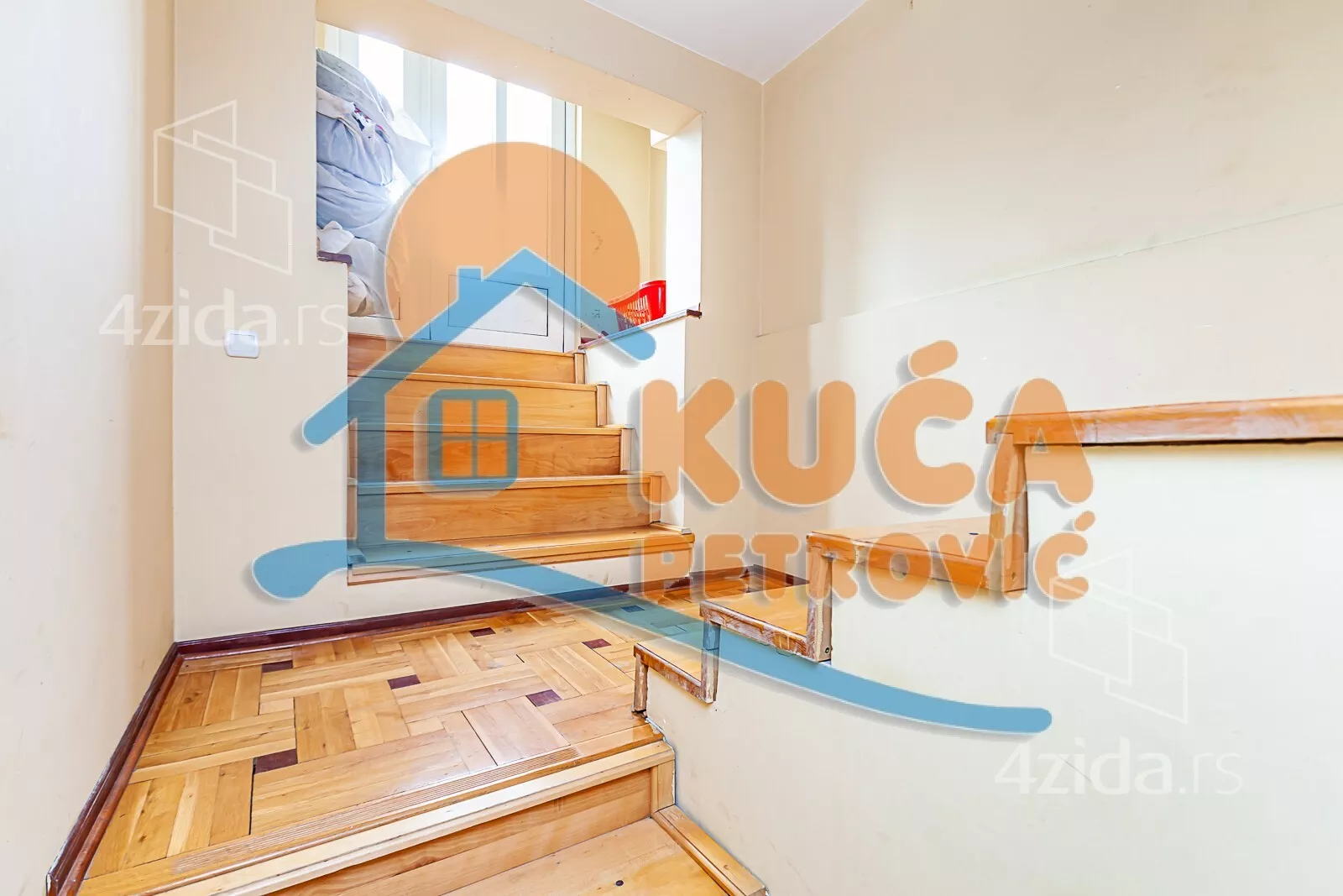 3-etažna kuća | 4zida