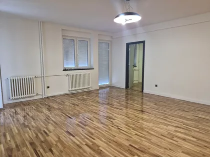 Cara Dušana | 4zida.rs