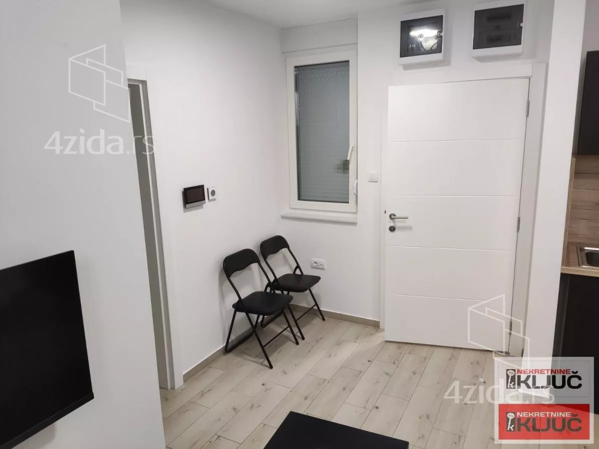 Garsonjera | 4zida
