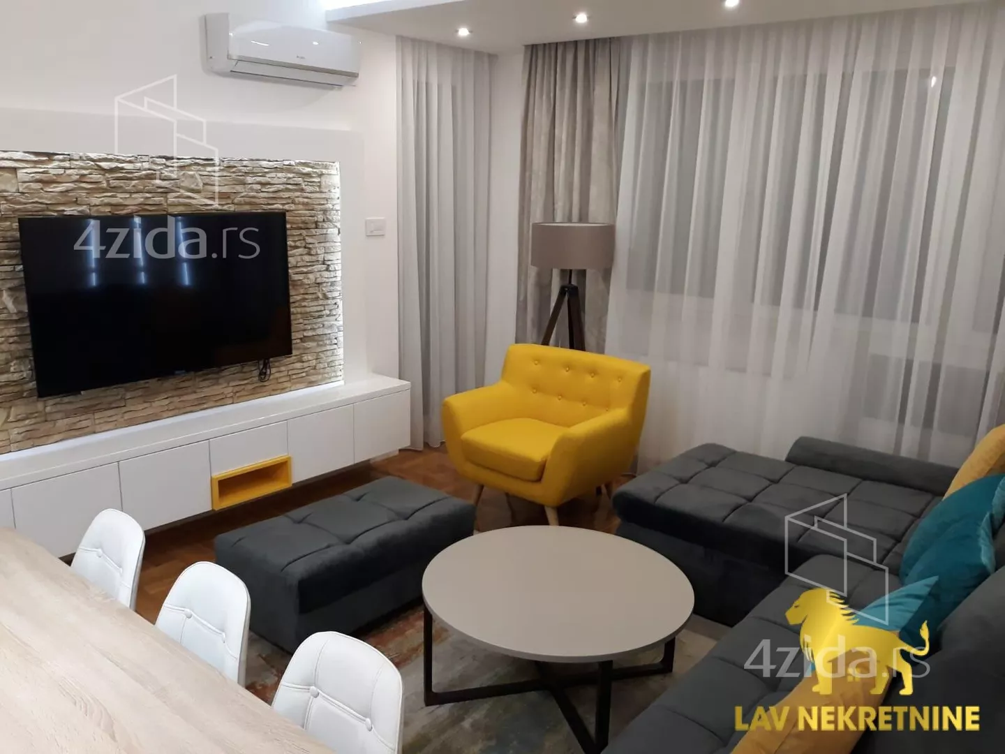 Dvoiposoban stan | 4zida