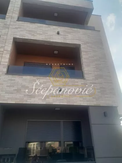 Veternička Rampa | 4zida.rs