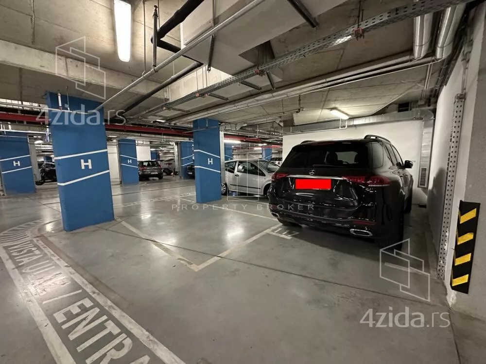 Garaža | 4zida