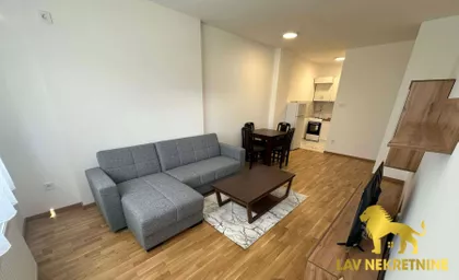 RUMENAČKI PUT | 4zida.rs