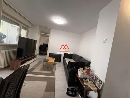 Seljačkih Buna | 4zida.rs