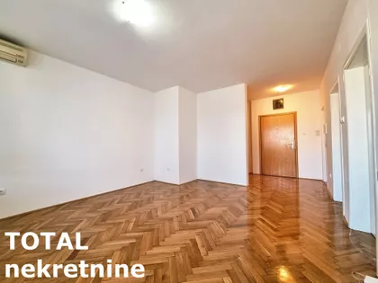 Bulevar Oslobođenja | 4zida.rs