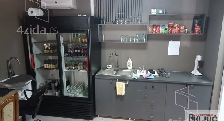 Ugostiteljski objekat | 4zida