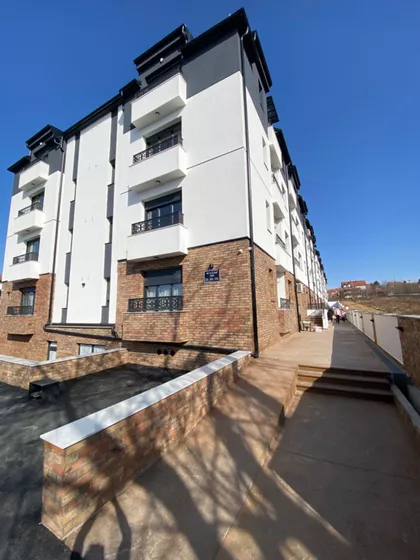 Bulevar Jna 33m | 4zida.rs