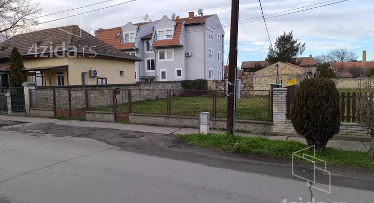 Građevinsko zemljište | 4zida