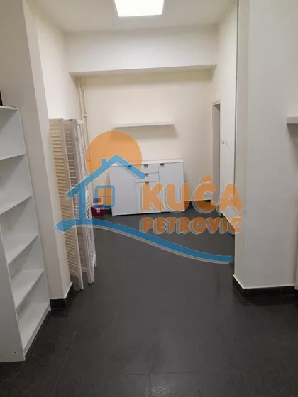 Obrenovićeva | 4zida.rs