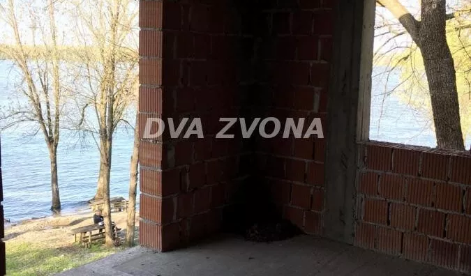 Ugostiteljski objekat | 4zida