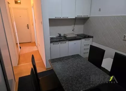 Bulevar Patrijarha Pavla (Somborski Bulevar) | 4zida.rs