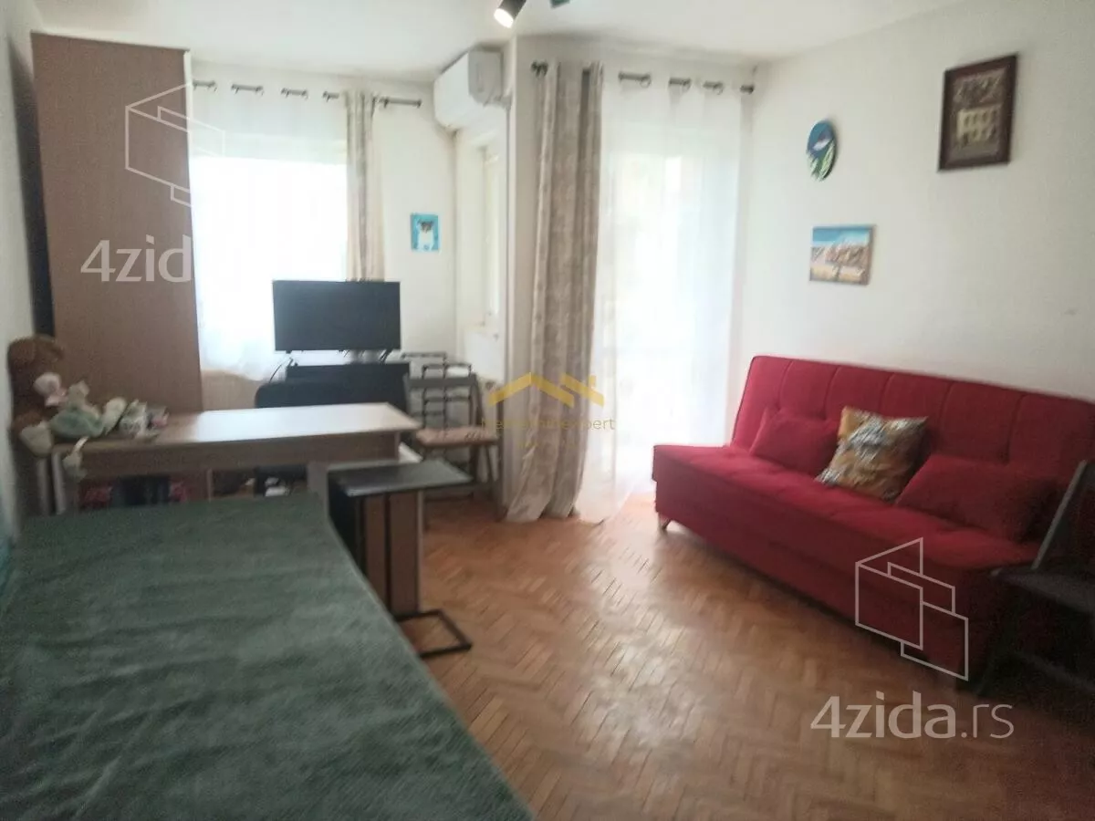 Garsonjera | 4zida