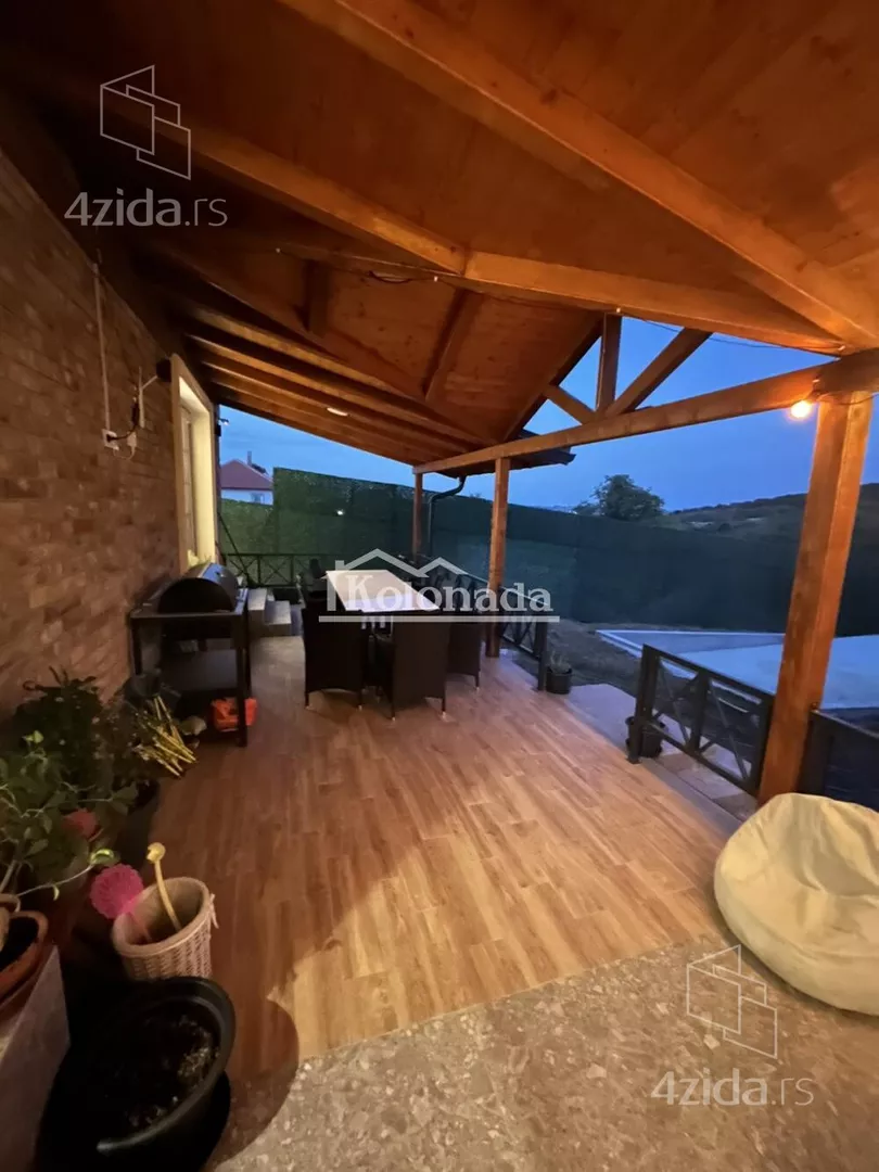 Kuća | 4zida