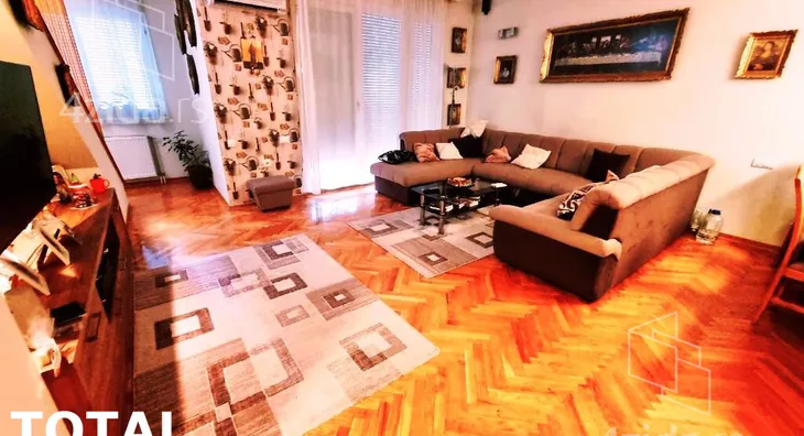 Petoiposoban stan | 4zida