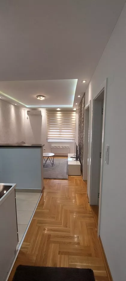 Radmile Savićević 25 | 4zida.rs