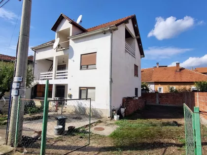 Trudbenička 4 | 4zida.rs