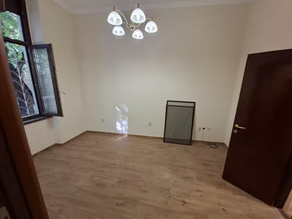 Centar 3 | 4zida.rs