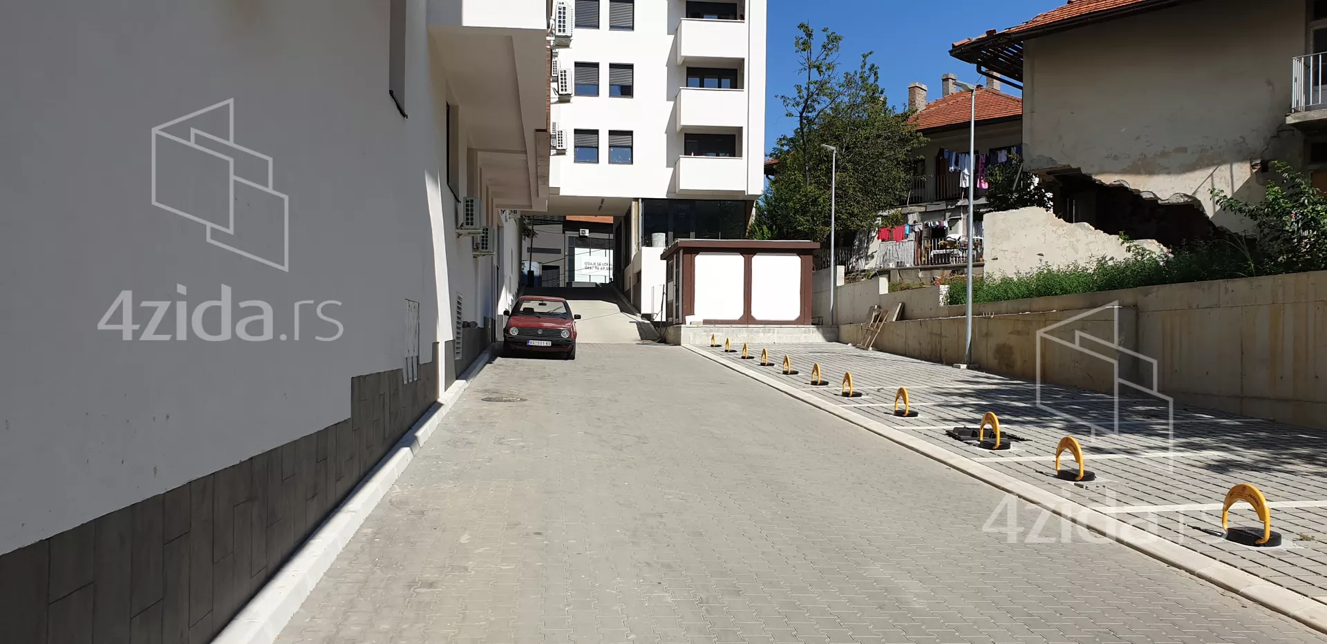Garaža | 4zida