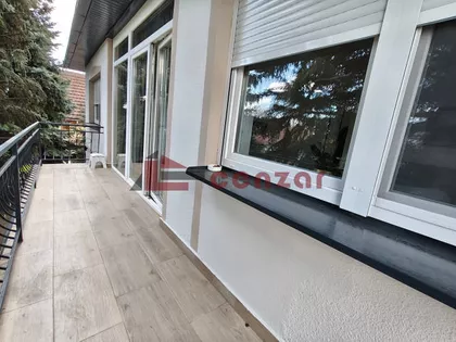 Mali Radanovac | 4zida.rs