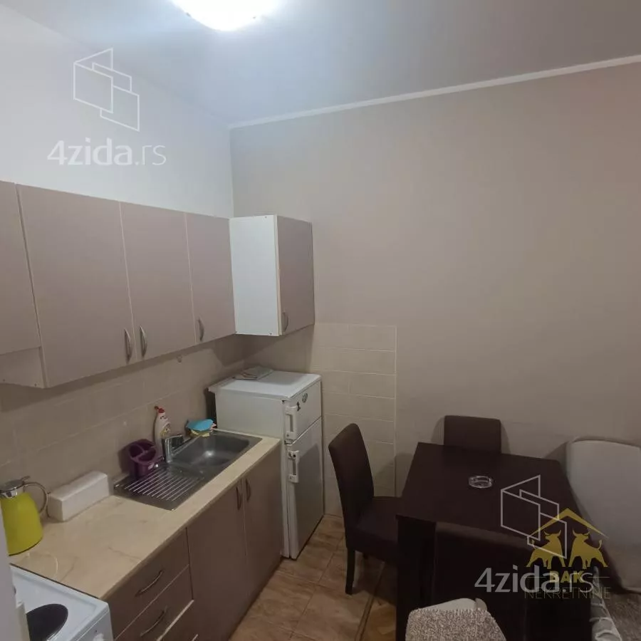 Garsonjera | 4zida