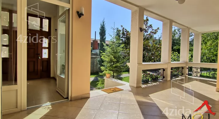 Kuća | 4zida