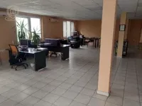 Poslovna zgrada | 4zida
