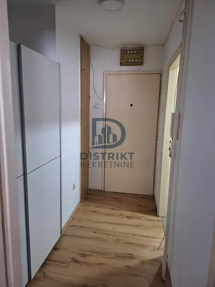 Dom Zdravlja | 4zida.rs